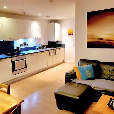 Battersea Power Station Suite London Ngoại thất bức ảnh