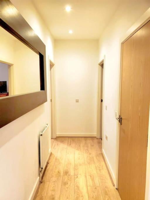 Battersea Power Station Suite London Ngoại thất bức ảnh